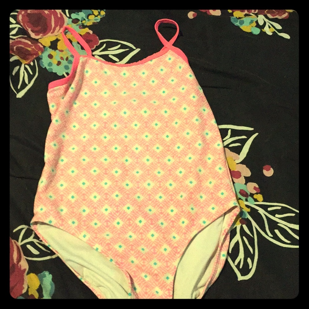 Diamond Pink Pattern Girls Swim Suit